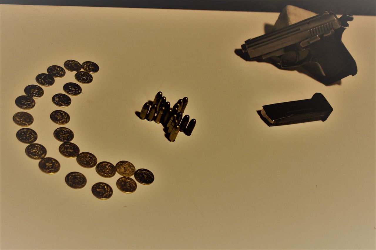 Kırıkkale de, 23 adet altın sikke ele geçirildi 